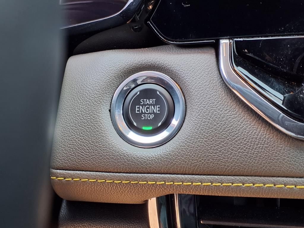 Used 2023 Chevrolet Colorado ZR2 w/ ZR2 Convenience Package III image 21