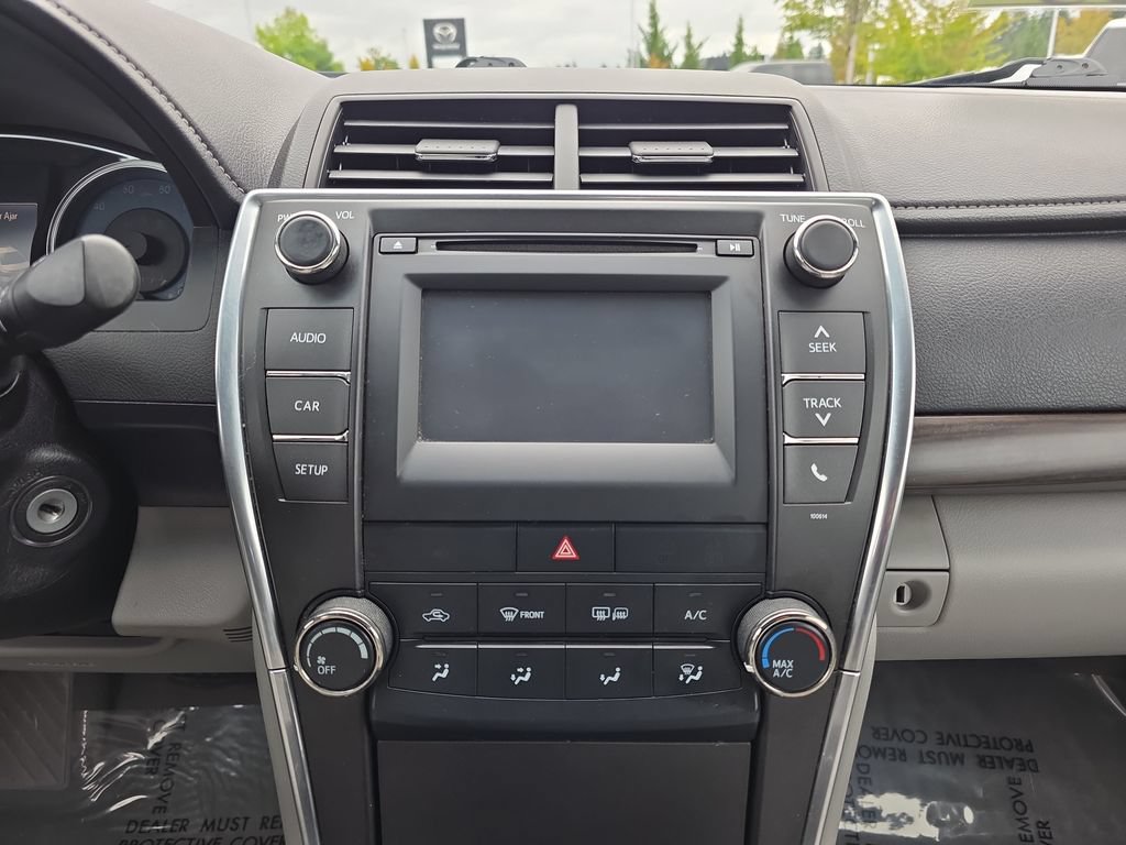 Used 2016 Toyota Camry LE FWD image 24