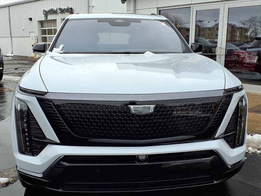 New 2026 Cadillac Vistiq Sport image 2