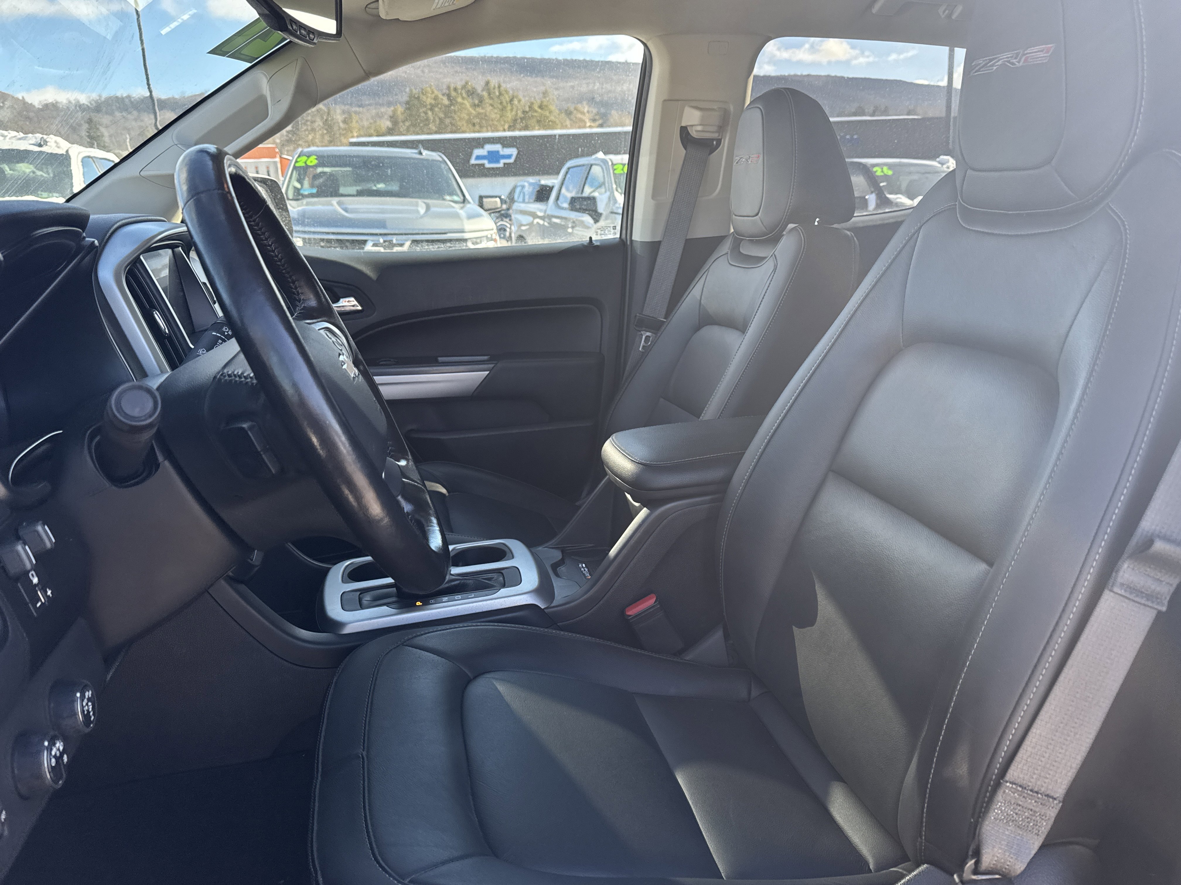 Used 2021 Chevrolet Colorado ZR2 w/ ZR2 Dusk Special Edition image 11