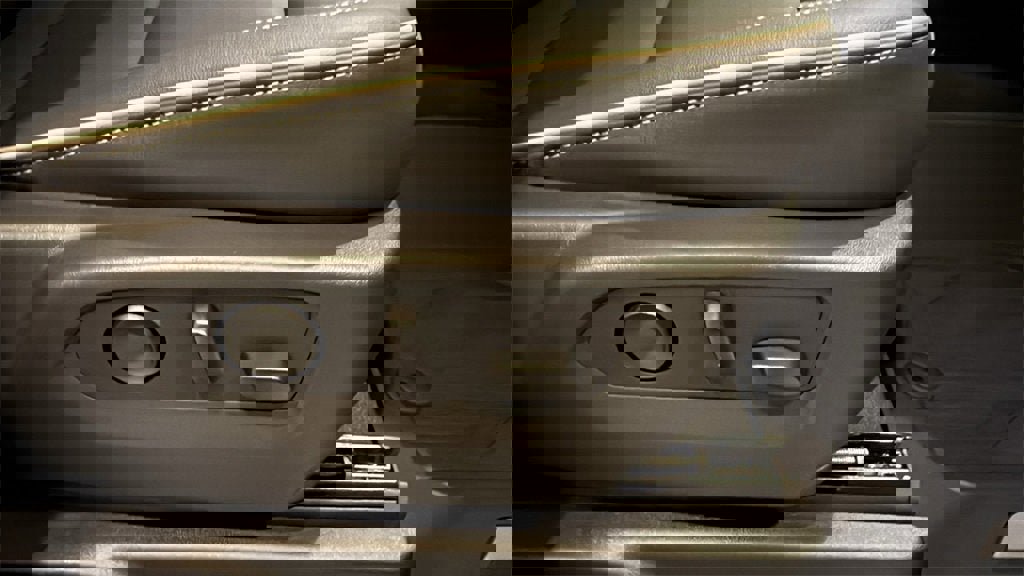 New 2026 GMC Yukon Elevation image 13