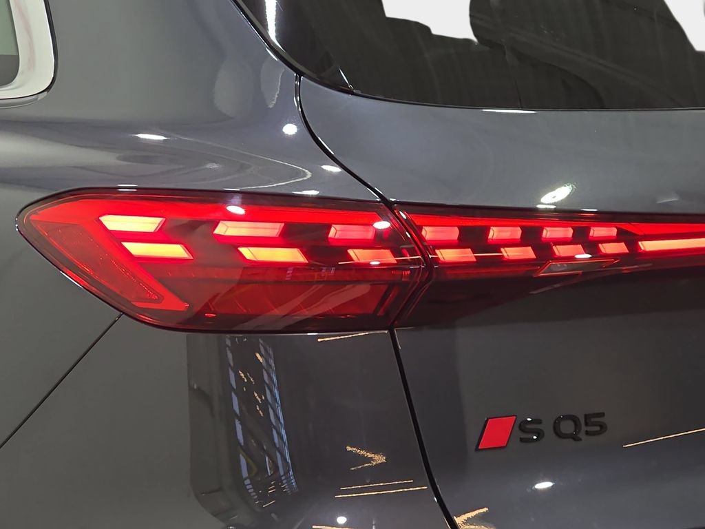 New 2026 Audi SQ5 Premium Plus AWD/4WD image 33