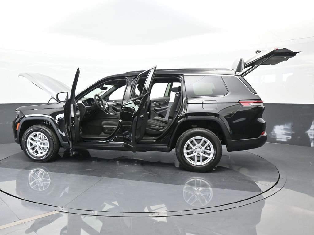 Used 2024 Jeep Grand Cherokee L Laredo w/ Luxury Tech Group I image 61