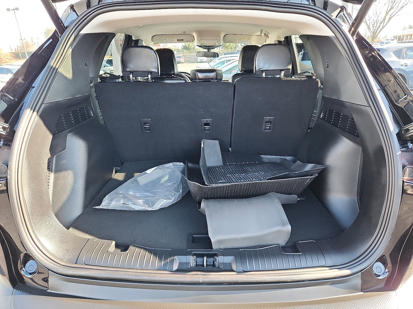 Used 2025 Ford Escape SE image 28