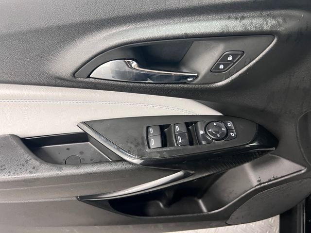 Used 2025 Chevrolet Trax LT w/ LT Convenience Package image 26