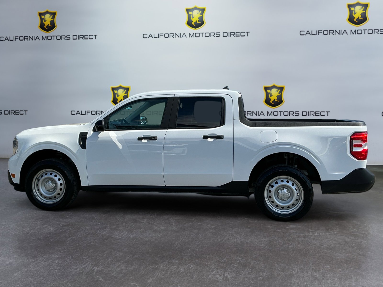 Used 2023 Ford Maverick XL FWD image 8