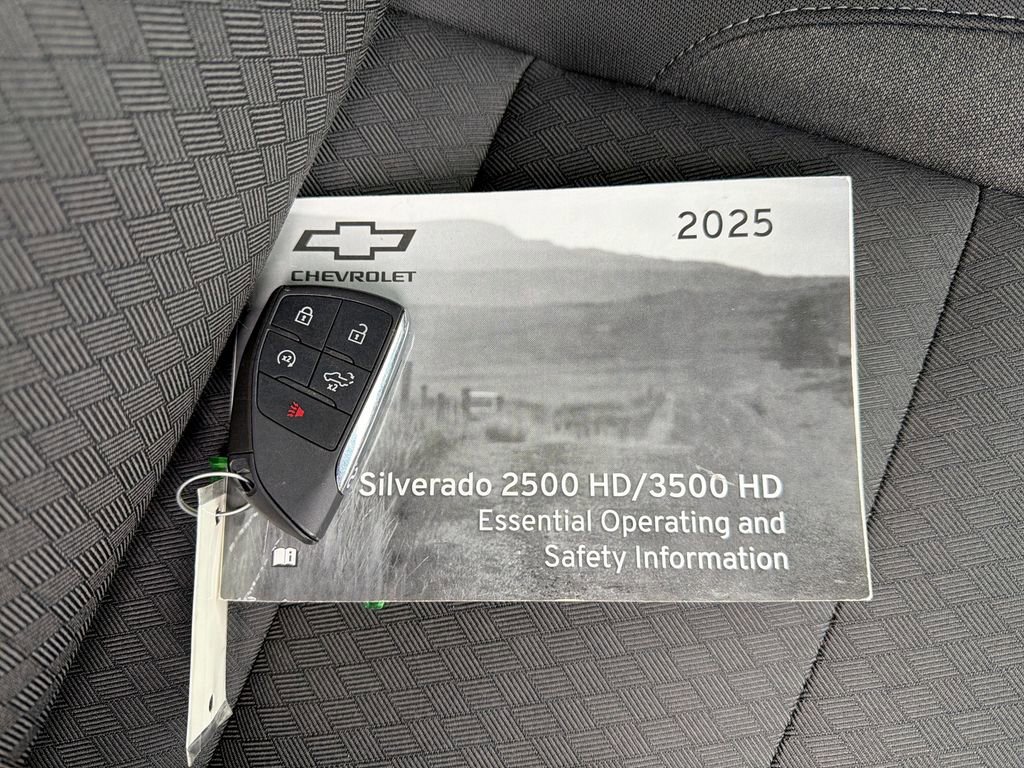 Used 2025 Chevrolet Silverado 2500 LT w/ Convenience Package image 40