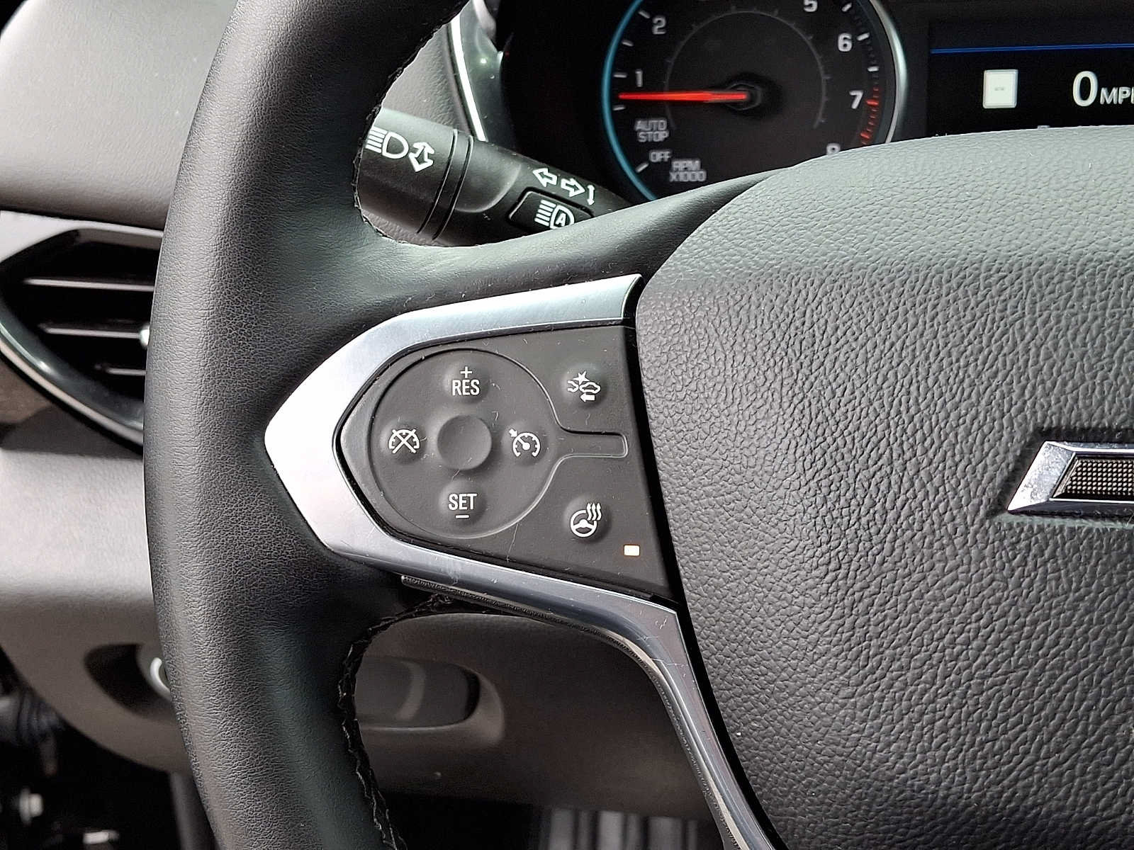 Used 2024 Chevrolet Traverse RS AWD/4WD image 26