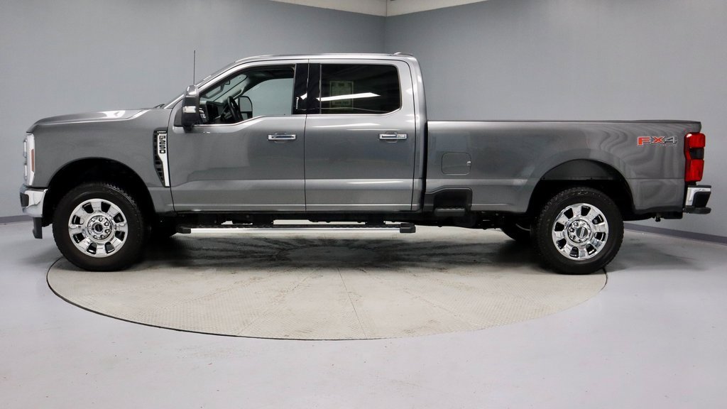 Certified 2024 Ford F250 Lariat w/ Chrome Package image 9