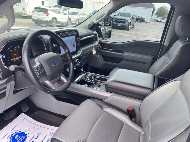 Used 2021 Ford F150 Lariat w/ Equipment Group 502A High image 16