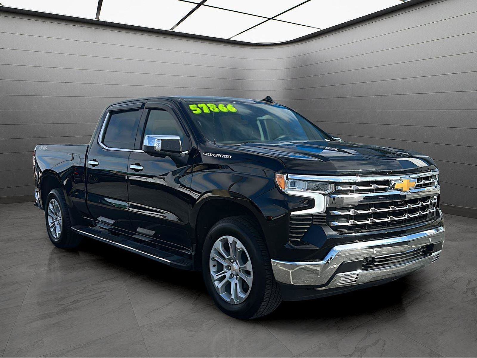 Used 2025 Chevrolet Silverado 1500 LTZ w/ LTZ Convenience Package II image 9