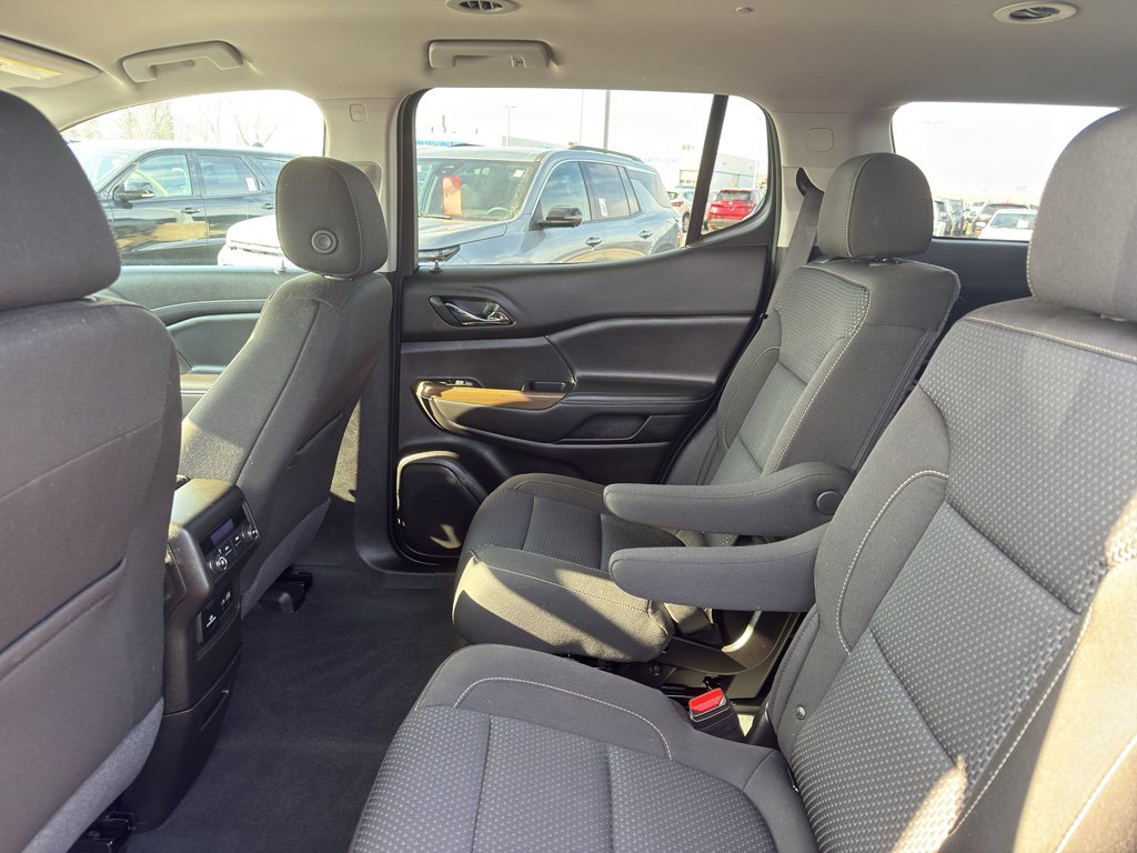 Used 2023 GMC Acadia SLE w/ Driver Convenience Package image 31