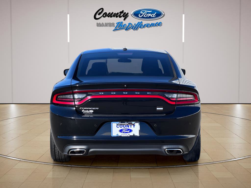 Used 2021 Dodge Charger SXT w/ Leather Interior Group image 11
