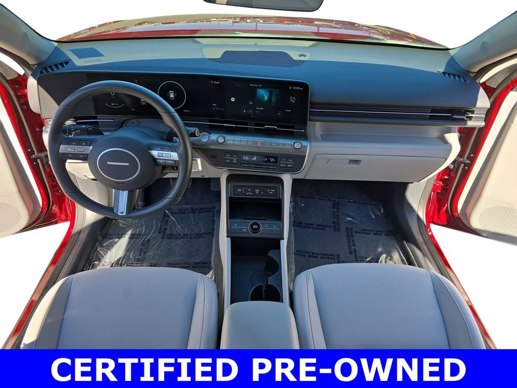Used 2025 Hyundai Kona SEL image 9