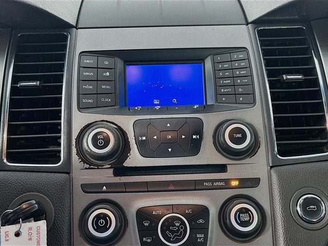 Used 2016 Ford Taurus SEL FWD image 13