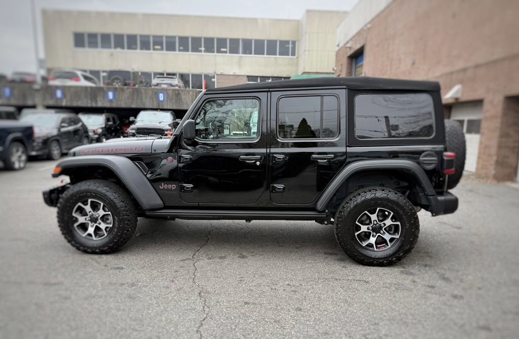 Used 2022 Jeep Wrangler Unlimited Rubicon w/ Steel Bumper Group image 17