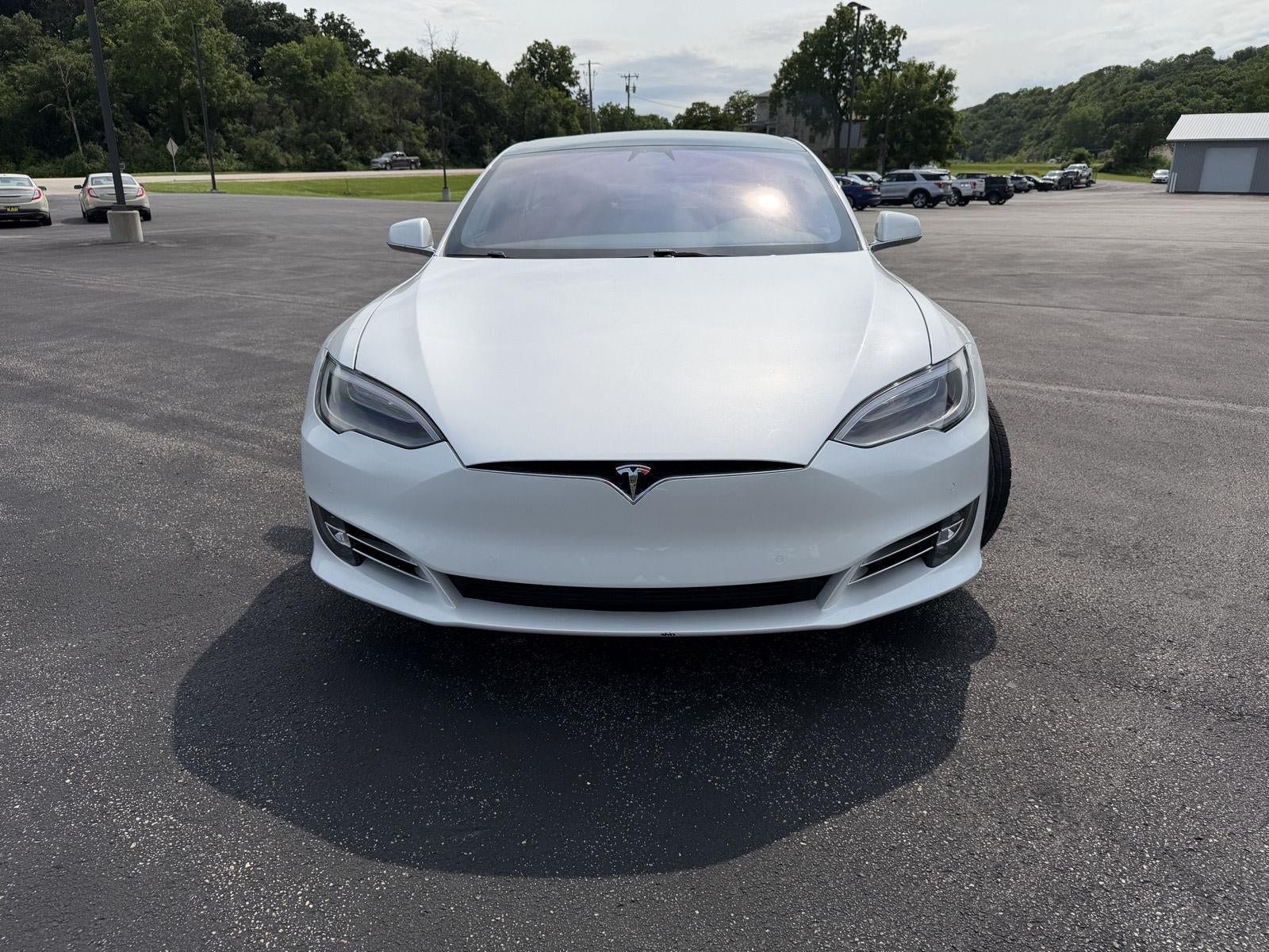 Used 2019 Tesla Model S Long Range AWD/4WD image 3