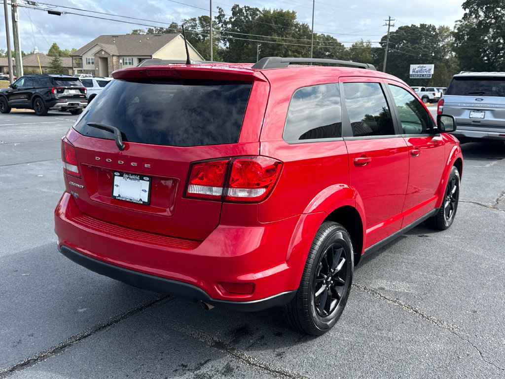 Used 2019 Dodge Journey SE w/ Connectivity Group FWD image 7