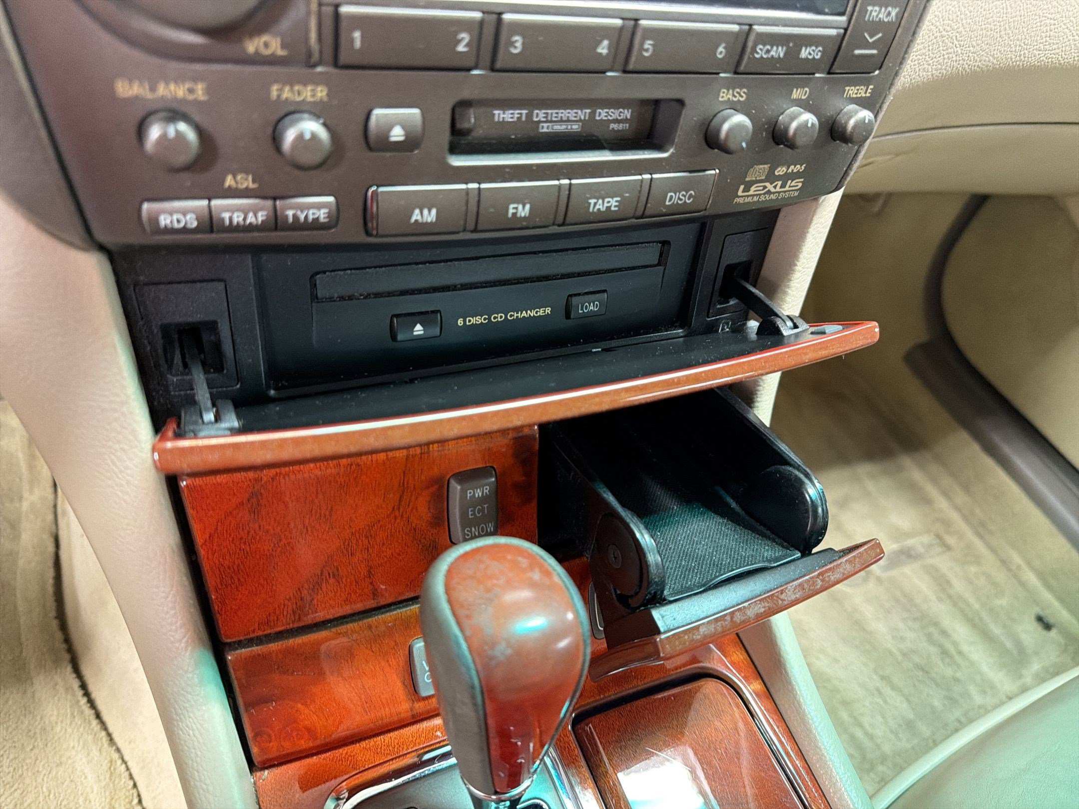 Used 2002 Lexus LS 430 RWD image 17