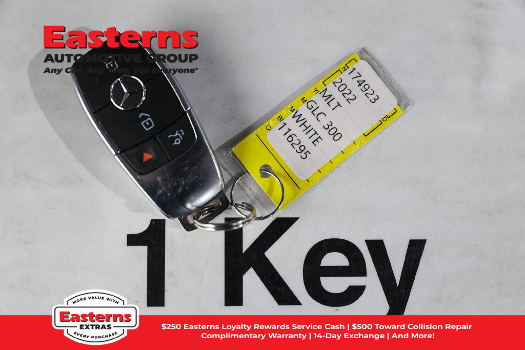 Used 2022 Mercedes-Benz GLC 300 w/ Premium Package Lite image 28