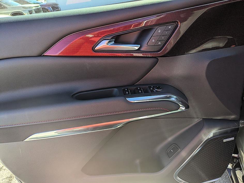 New 2026 Chevrolet Traverse RS image 11
