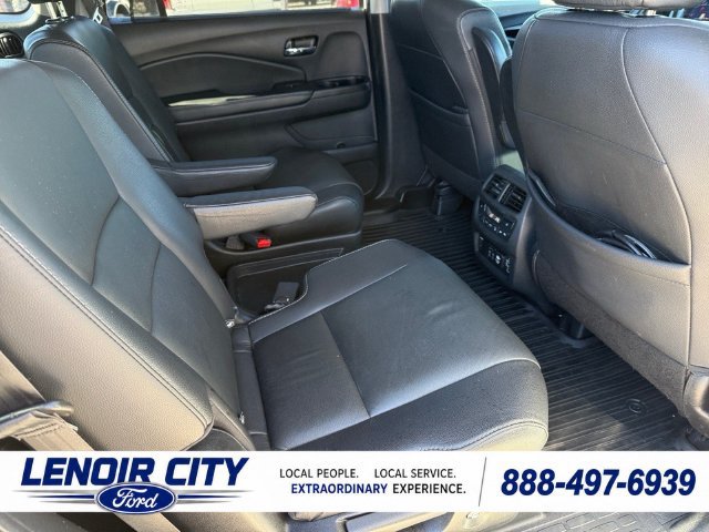 Used 2021 Honda Pilot Touring image 22