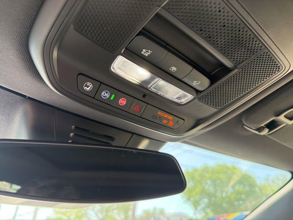 New 2026 Chevrolet Equinox EV RS AWD/4WD image 17