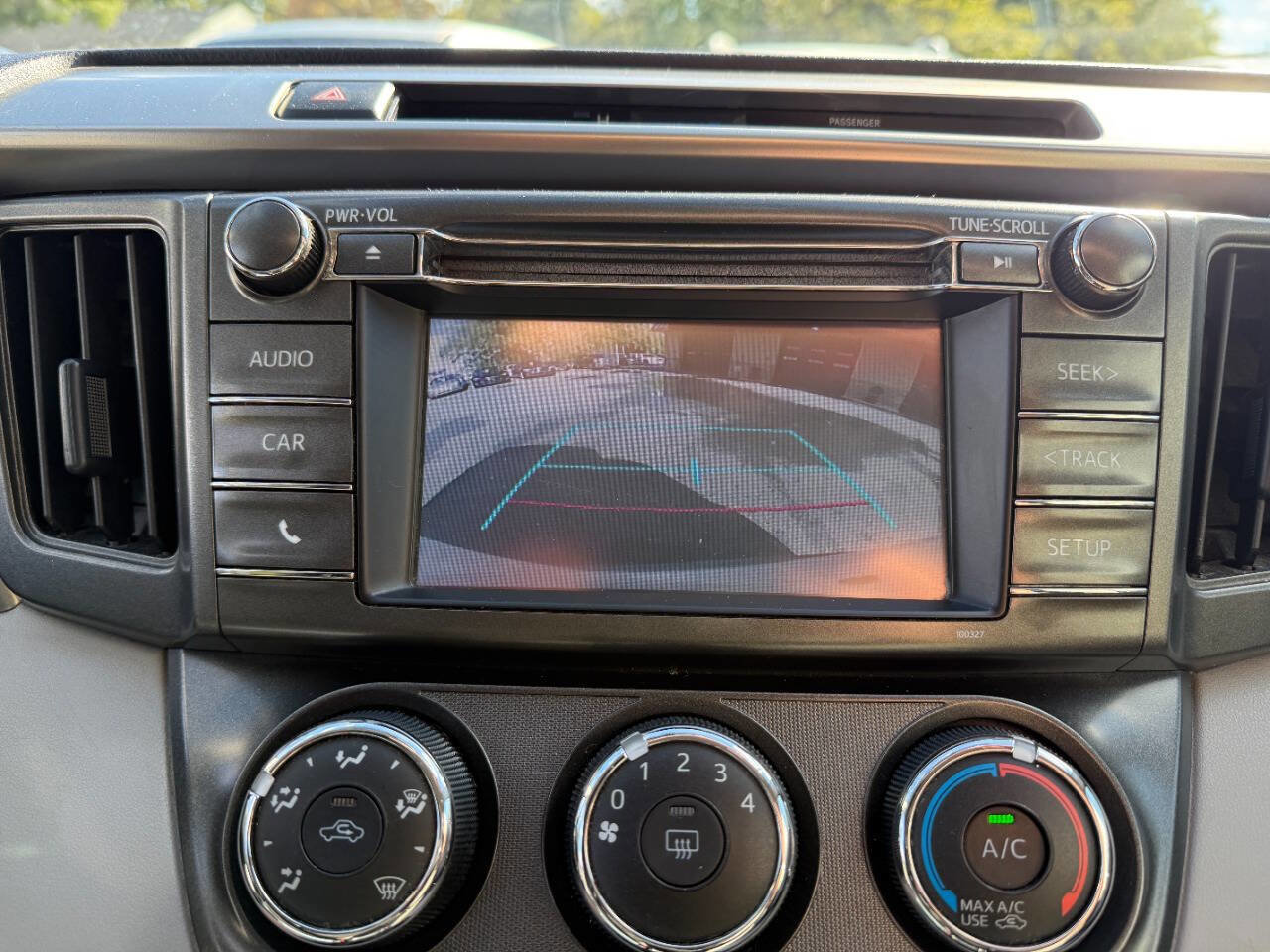 Used 2015 Toyota RAV4 LE image 21