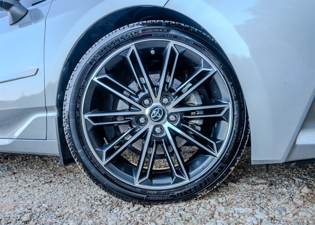 Used 2019 Toyota Avalon Touring w/ Advanced Safety Package FWD image 13