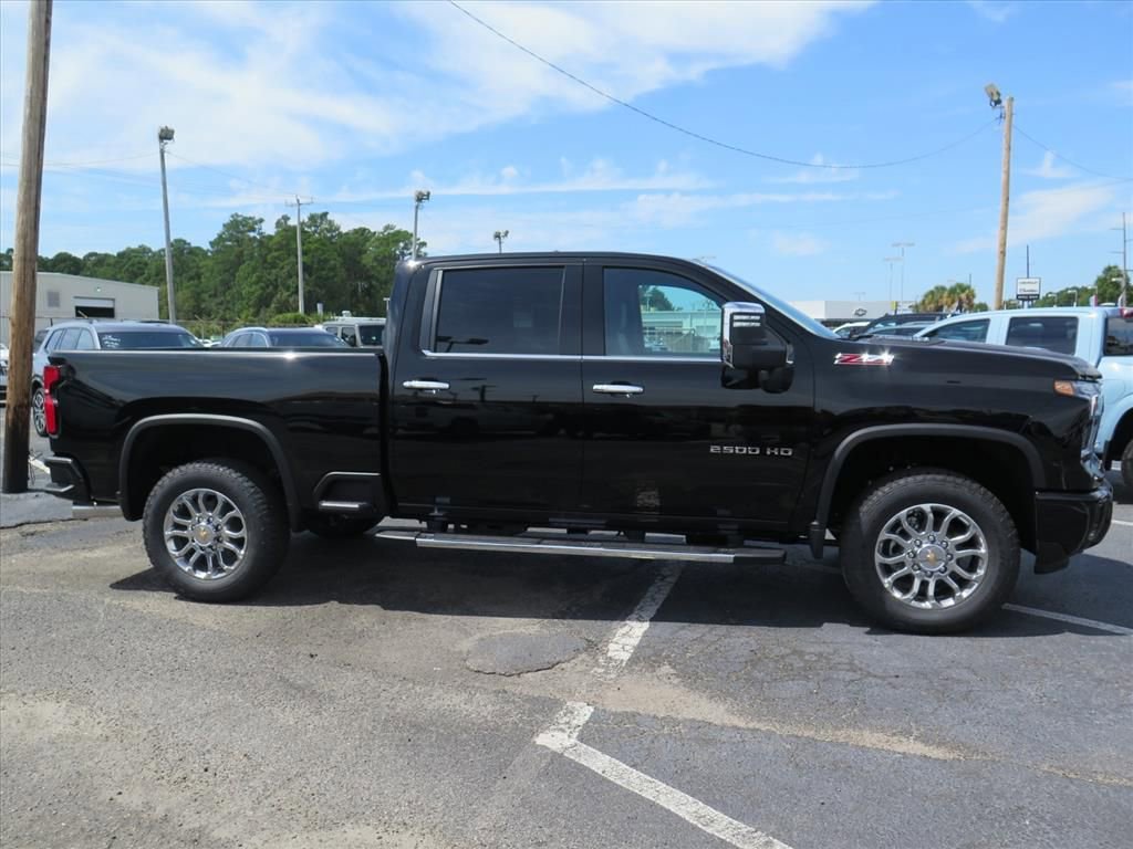 New 2025 Chevrolet Silverado 2500 LTZ w/ Z71 Chrome Sport Edition AWD/4WD image 2