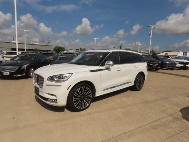 Certified 2022 Lincoln Aviator Black Label AWD/4WD image 2