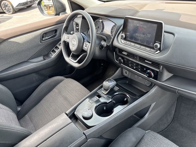 Used 2021 Nissan Rogue S image 27