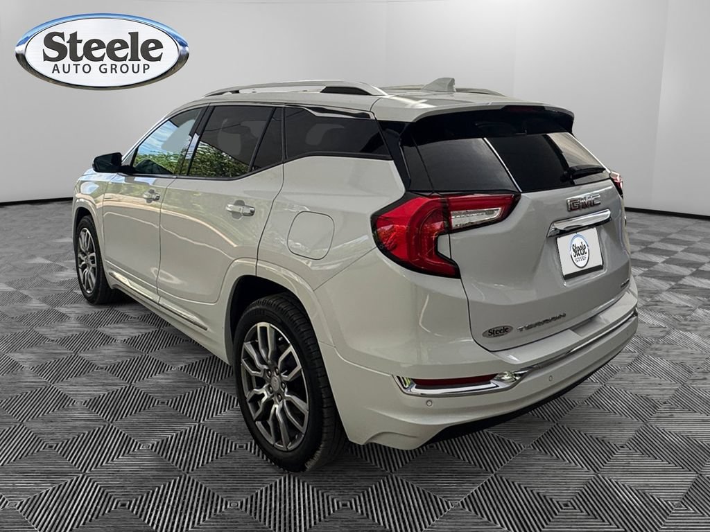 Certified 2023 GMC Terrain Denali w/ Denali Premium Package AWD/4WD image 3