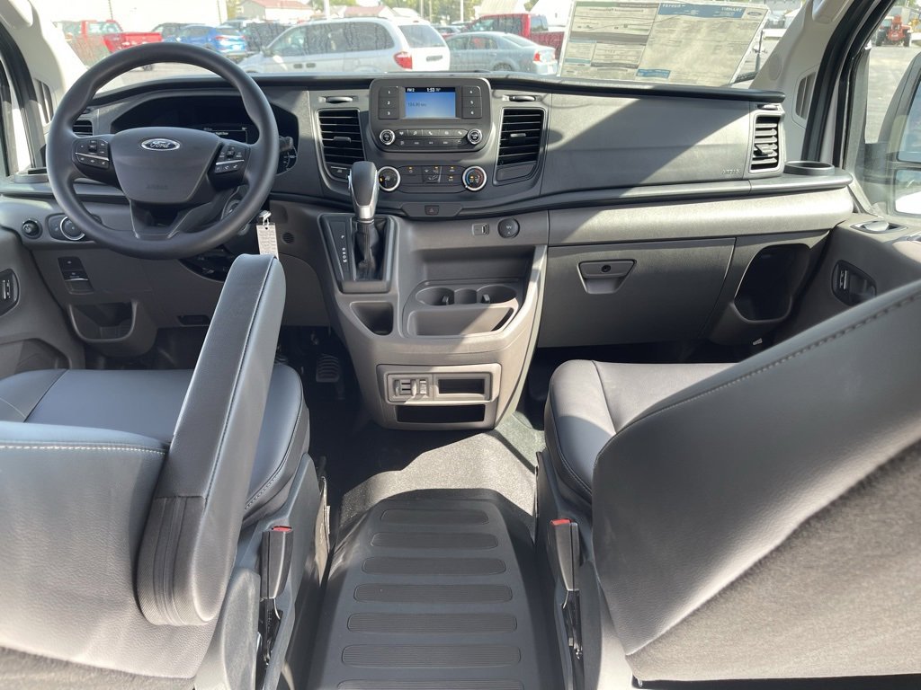 New 2025 Ford Transit 150 Low Roof image 29