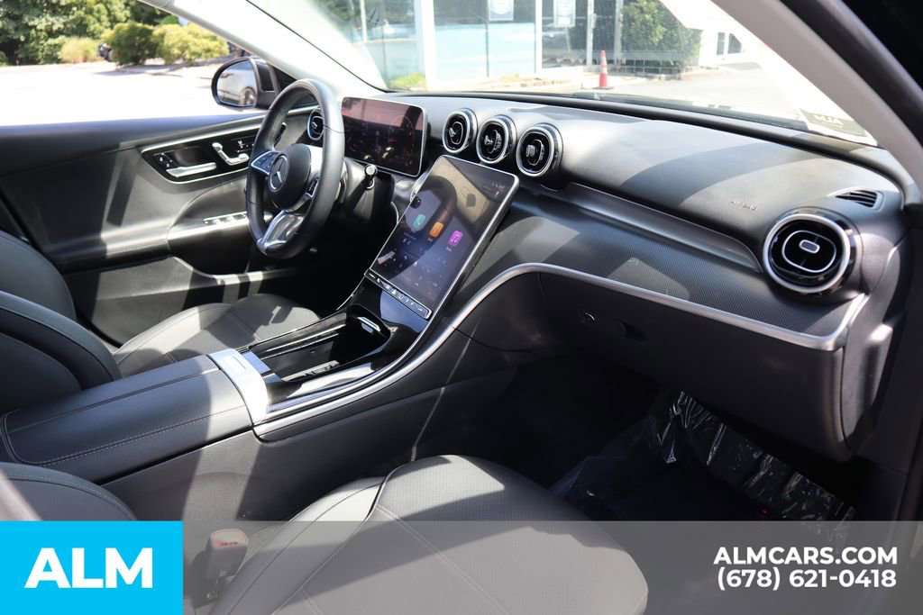 Used 2025 Mercedes-Benz C 300 Sedan image 27
