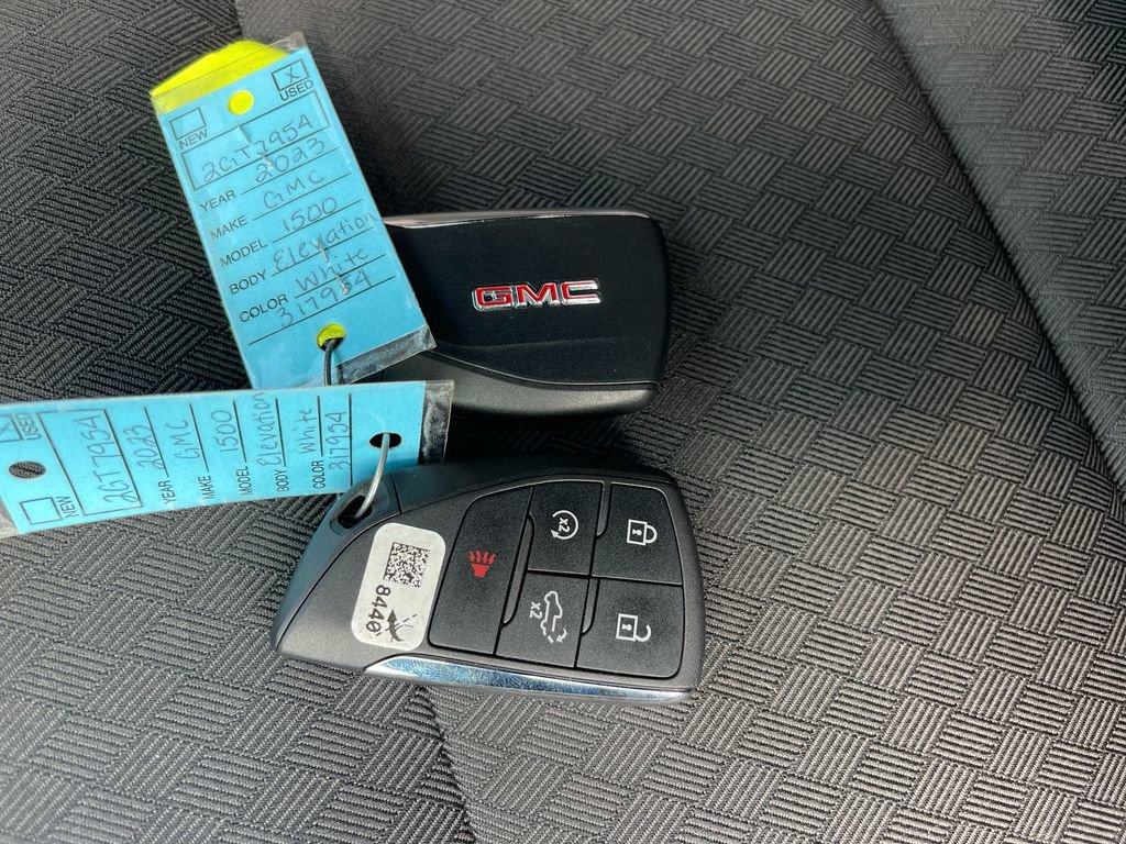 Used 2023 GMC Sierra 1500 Elevation image 36