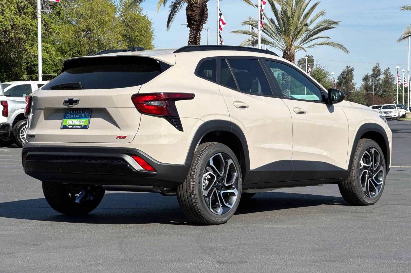 New 2026 Chevrolet Trax RS w/ Driver Confidence Package image 3