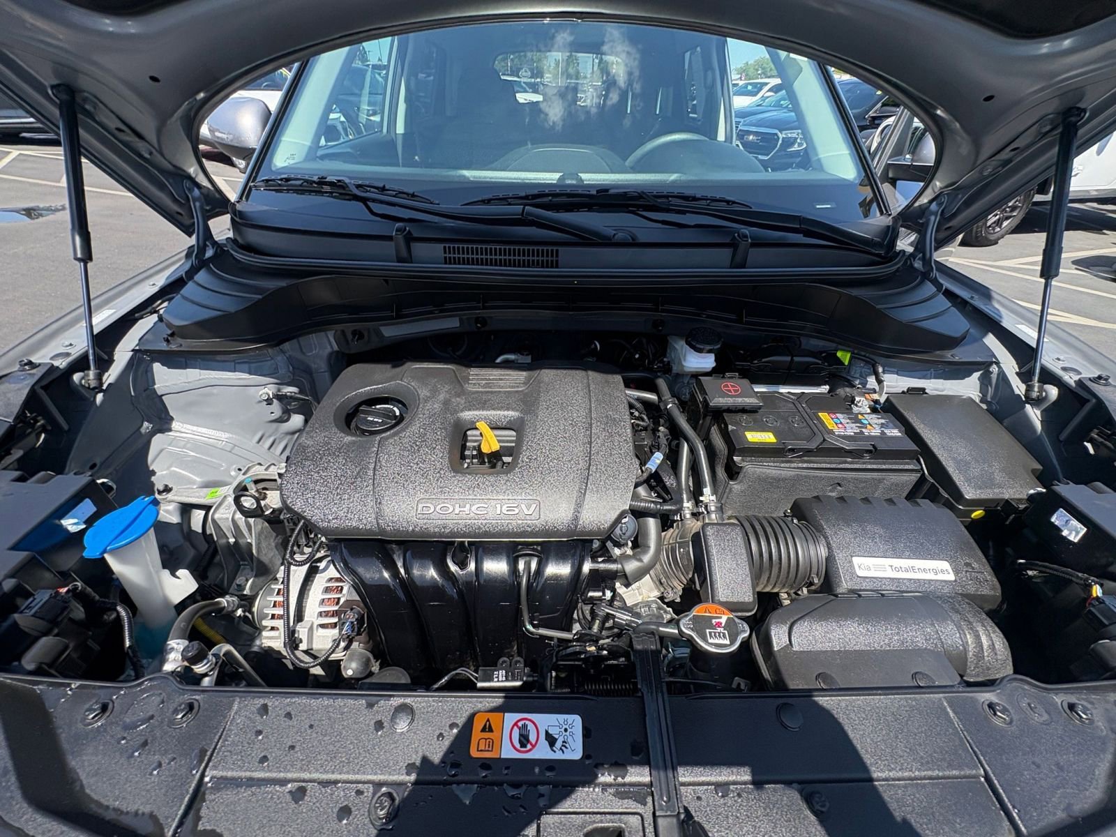 Used 2025 Kia Soul LX w/ LX Technology Package FWD image 30