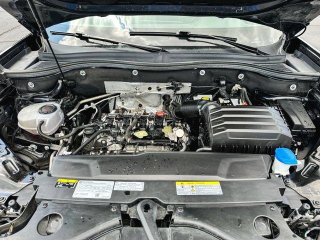 Used 2025 Volkswagen Atlas SE FWD image 12