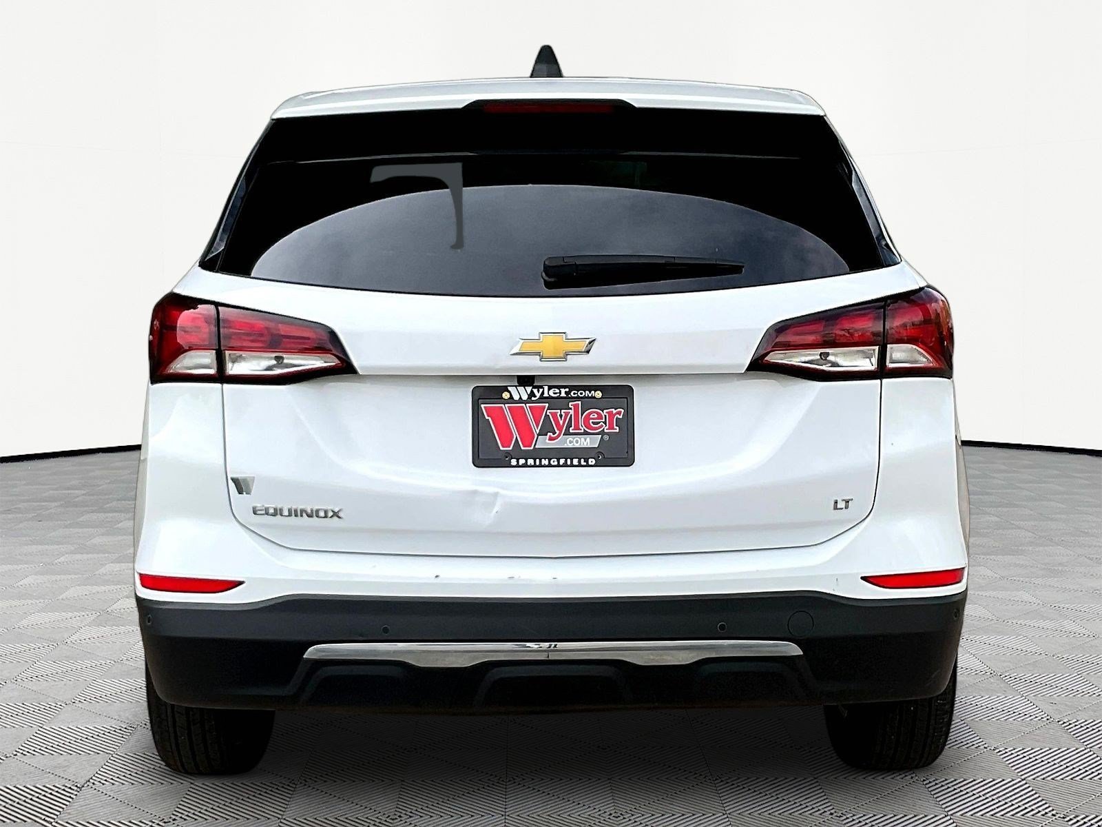 Used 2023 Chevrolet Equinox LT FWD image 5