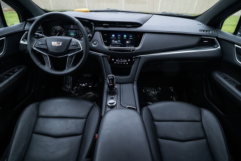 Used 2022 Cadillac XT5 Premium Luxury w/ LPO, Floor Liner Package image 11