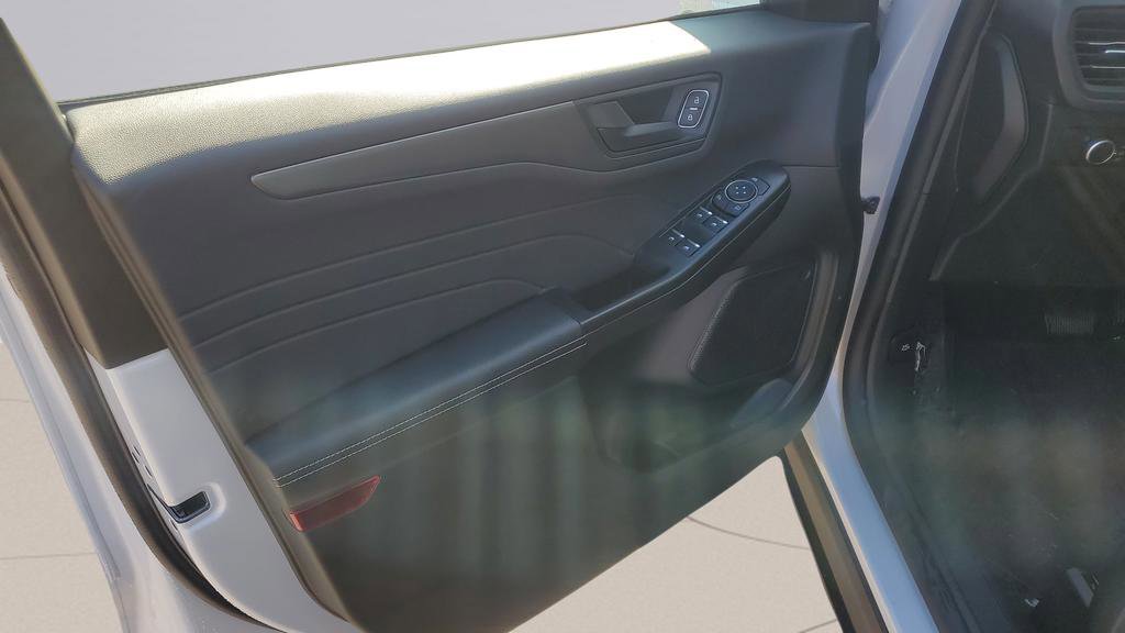 New 2026 Ford Escape Active image 42