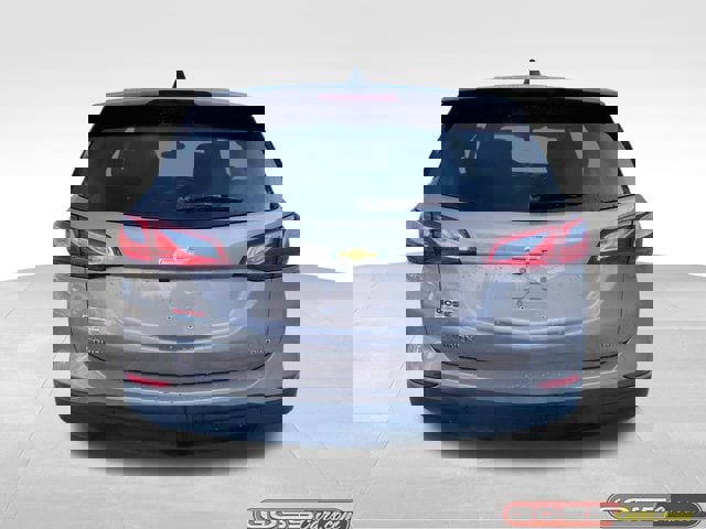 Used 2019 Chevrolet Equinox LS w/ LS Convenience Package image 4