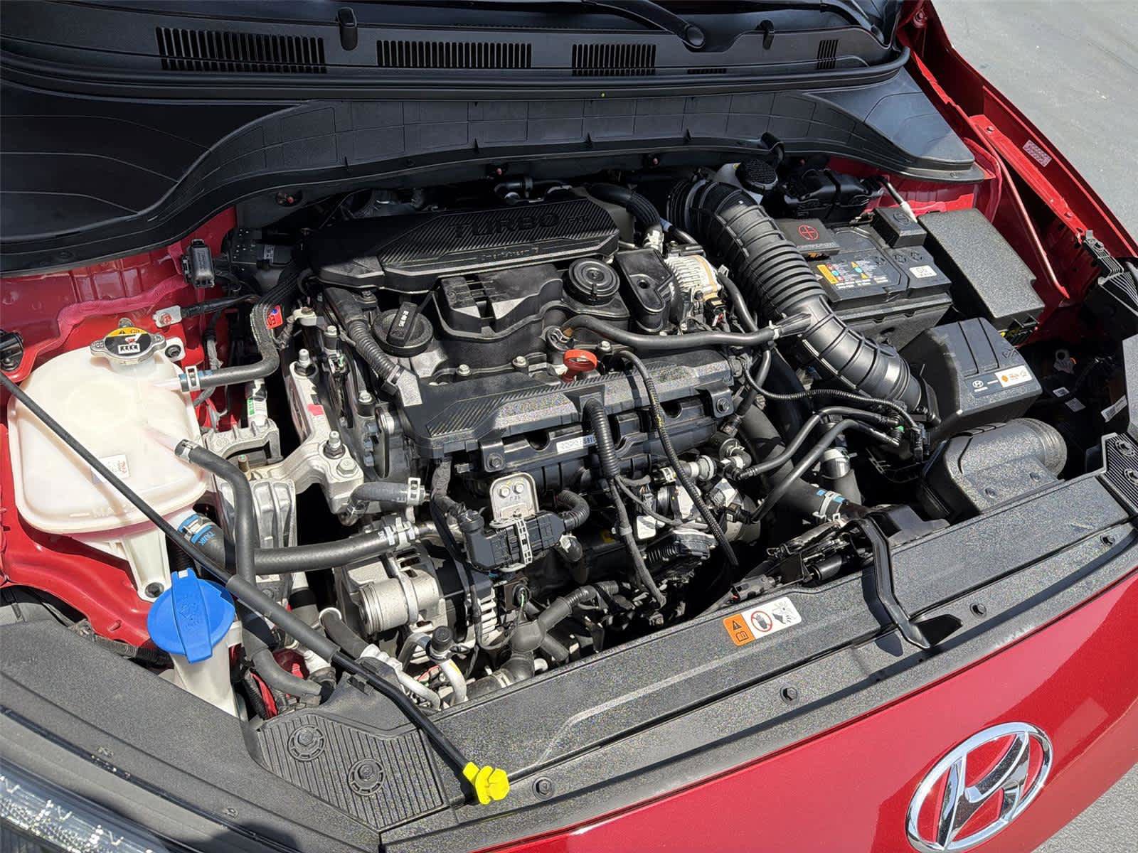 Used 2023 Hyundai Kona Limited AWD/4WD image 10