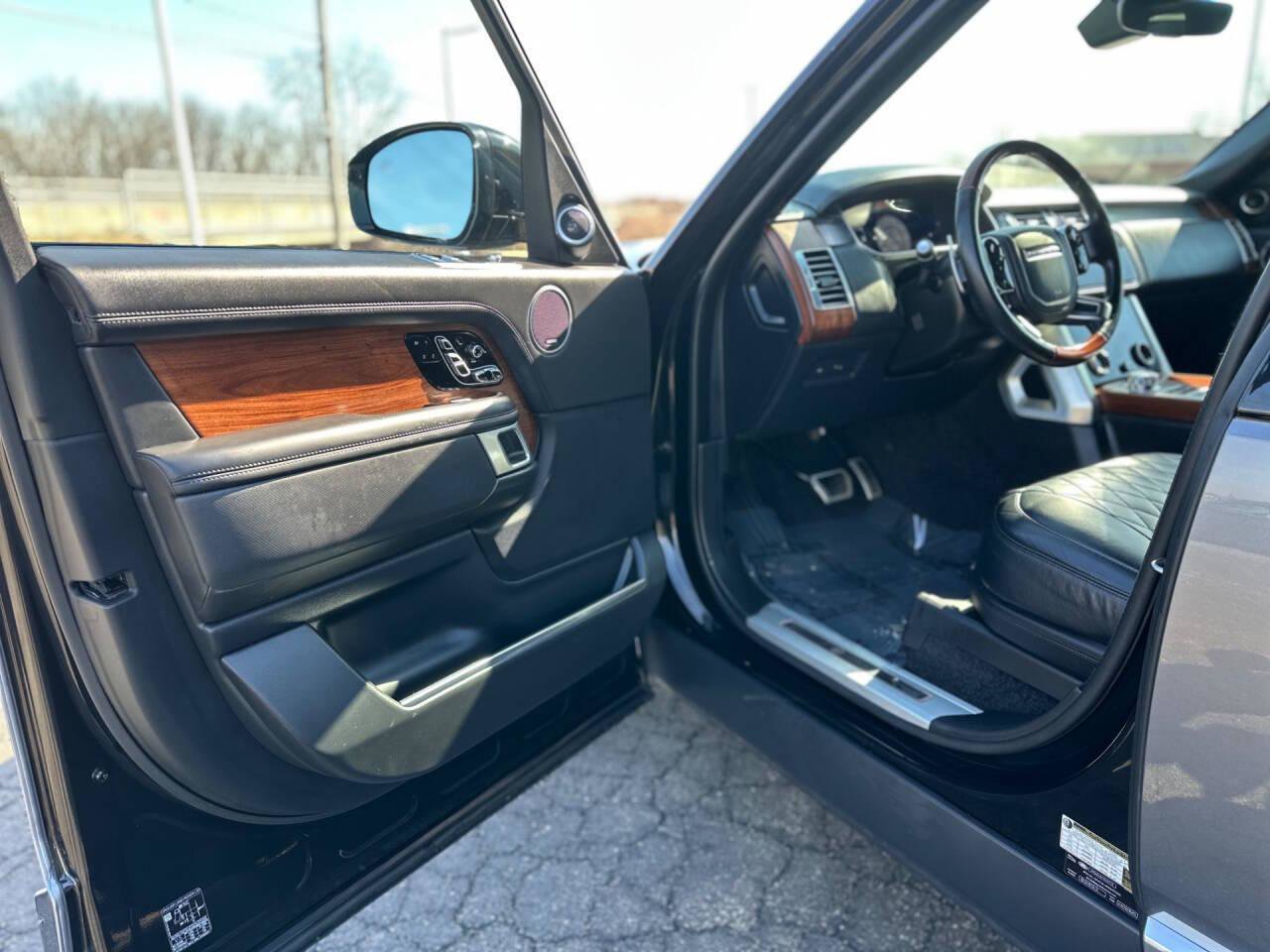 Used 2021 Land Rover Range Rover SV Autobiography Dynamic AWD/4WD image 15