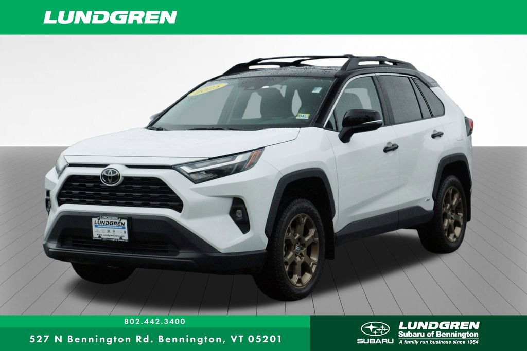 Used 2025 Toyota RAV4 Woodland Edition w/ Weather Package AWD/4WD image 31