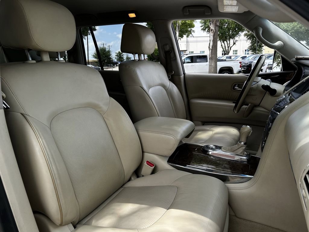 Used 2016 INFINITI QX80 2WD w/ Driver's Assistance Package image 30