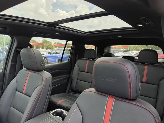 New 2026 Chevrolet Traverse RS w/ LPO, Floor Liner Package FWD image 25