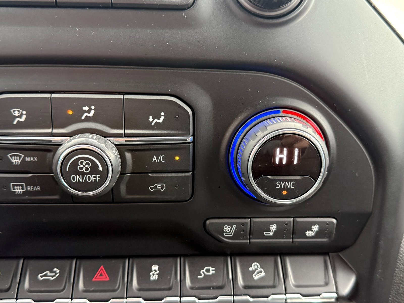 Certified 2021 Chevrolet Silverado 1500 LTZ image 33