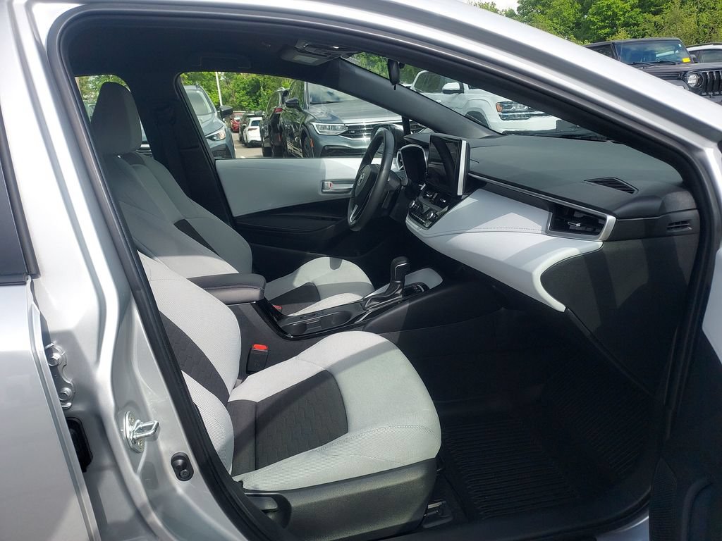 Used 2024 Toyota Corolla SE FWD image 24